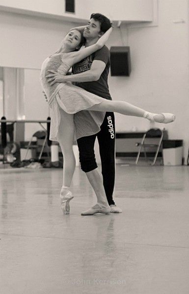 Guilherme Menezes and Nancy Osbaldeston - Vera