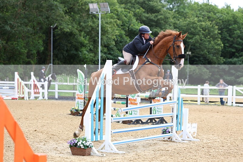 3E7A6137 - Class 4: Senior British Novice/90cm open
