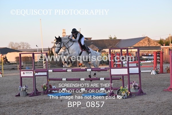 BPP_0857 - CLASS 8 Newcomers/ 1.10m Open