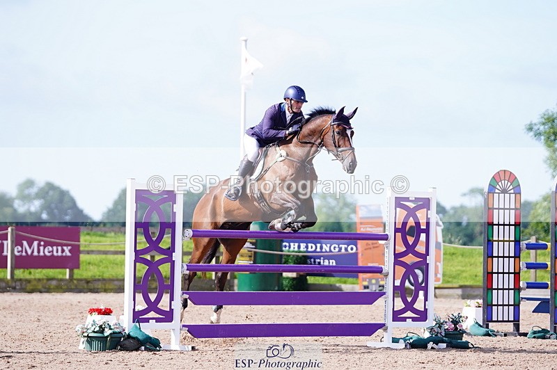 240804A-094158-10168 - Cls 42 National 1.30m Open