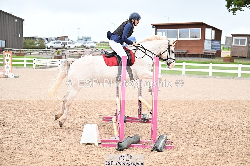 250920-101625-00161 - Cls 20+21 Club and Schools 60cm