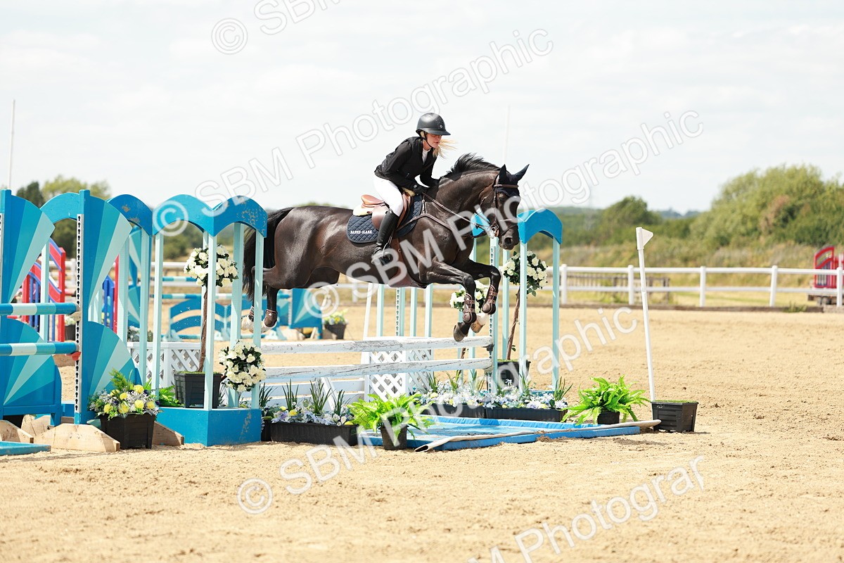 SBM_007676 - Class 3 - Senior Newcomers - 1.10m Open