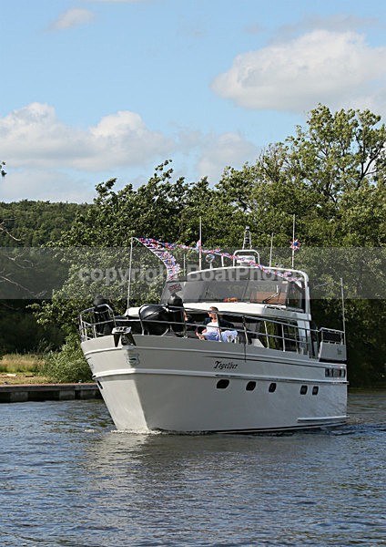 120701 TOGETHER WT7A4450 - HENLEY ROYAL REGATTA - Sunday 1st July 2012