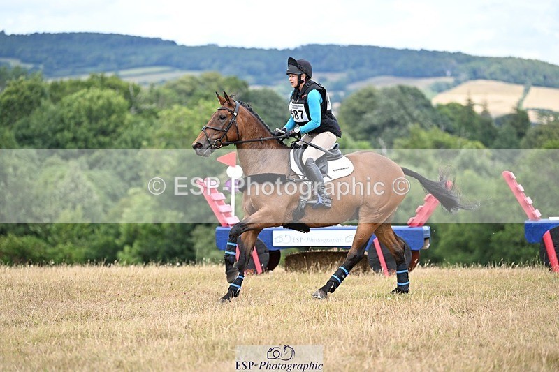 250803A-155615-16423 - O-687-Christina.Wiederkehr-KILLINAS.OISIN