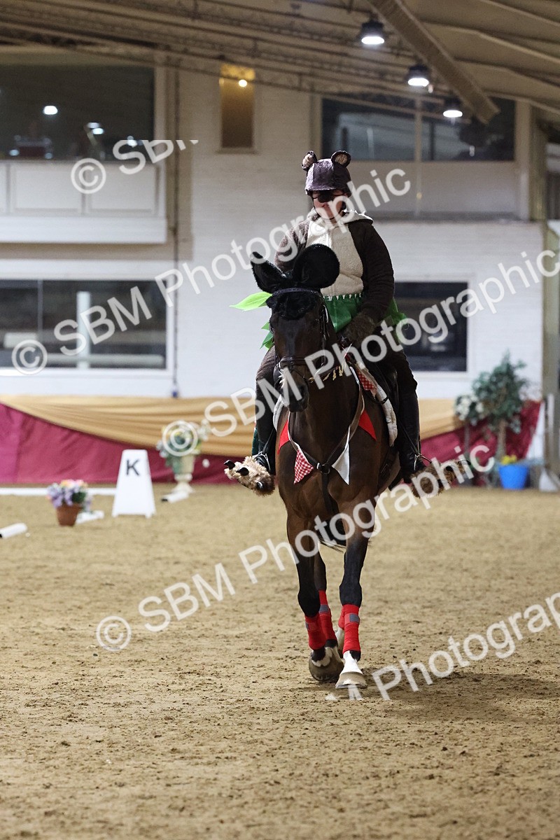 SBM_10201 - Class 52 Strictly Fancy Dress-Age