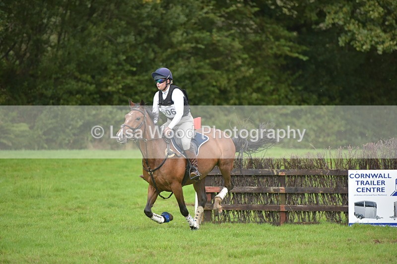 RAY_0660 - Class 6: 90cm +: Double of Brushes