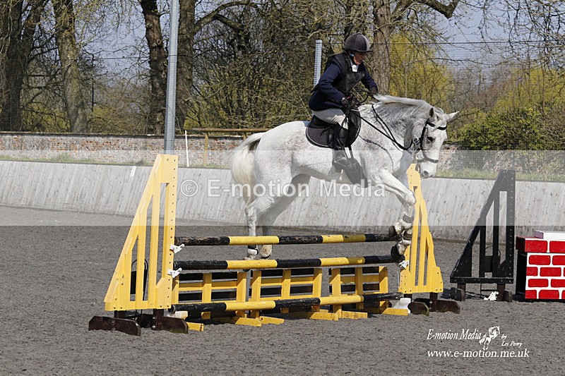 _EST2024 - Bourne Valley Riding Club Winter Showjumping 27/03/22