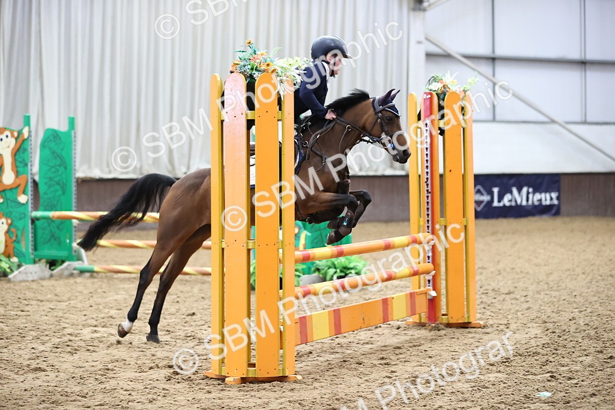 SBM_003492 - Class 11 - Springboard 128cm 138cm Restricted 85cm 95cm