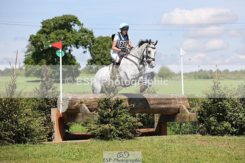 240525-111306-12568 - 327-COR_Y_TARAN-Toots_Bartlett