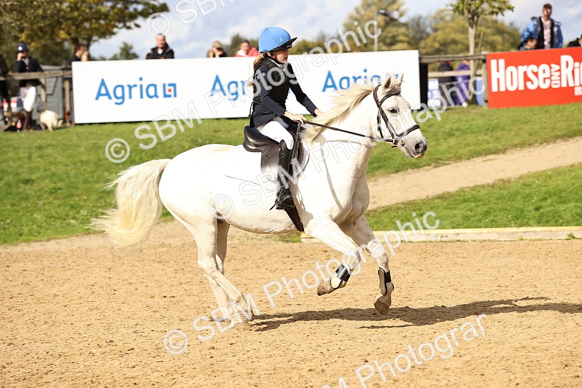 SBM_47986 - J9 - Junior Pony 70cm Championship