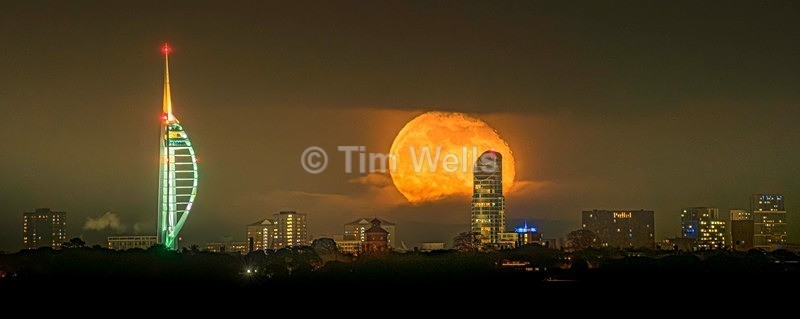 012 pano Portsmouth moon rise - panoramic photos