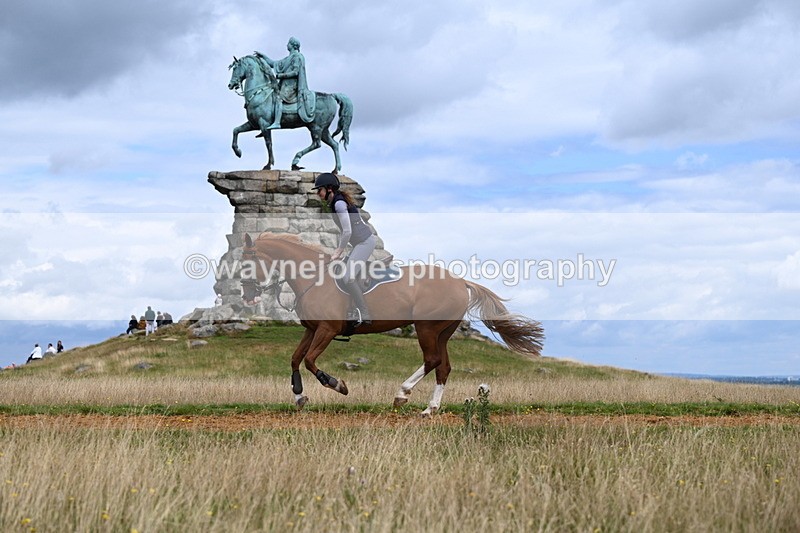 DSC_7097 - Time at Statue 12:45 to 13:15