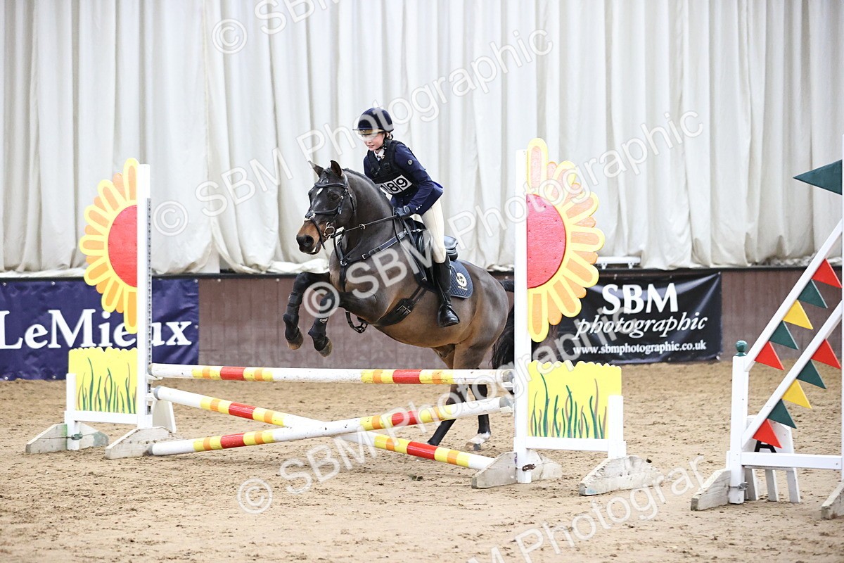 SBM_001584 - Class 5 - Henlow Veterinary Hospital 70cm