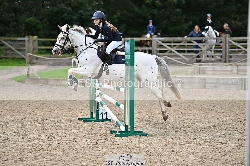 230930-111156-00304 - Cls 3 Pony Discovery & 90cm Open