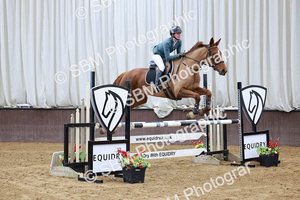 SBM_007575 - Class 24 - Nupafeed Supplements Senior Discovery/ 1m Open