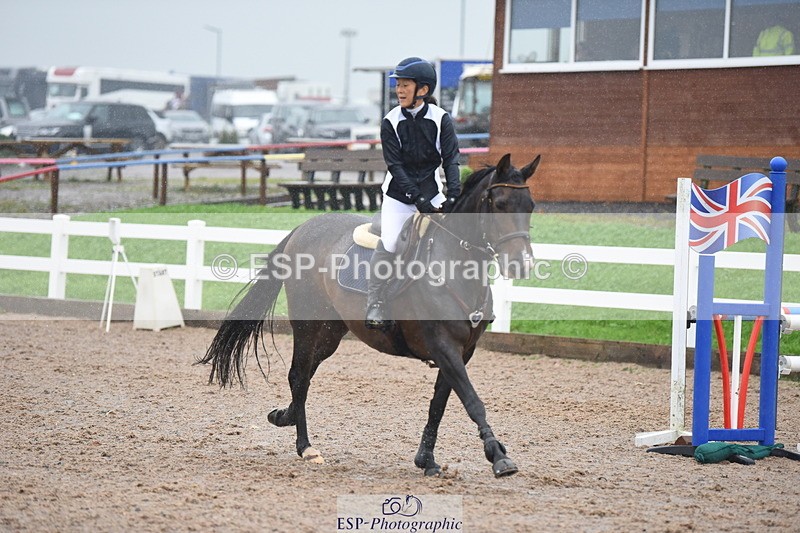 230917A-110936-06434 - Cls 33 British Novice & 90cm Open