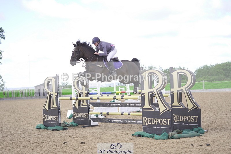 230806A-110030-01483 - Cls 13 Snr Newcomers & 1.10m Open