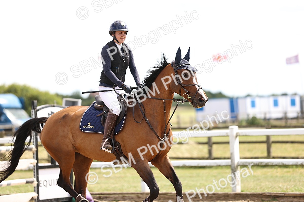 SBM_001251 - Class 6 - Senior Newcomers - 1.10m
