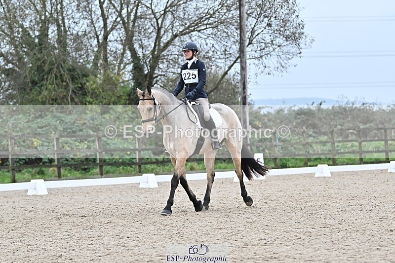 241103-145834-02667 - Novice 1 - 14.44 to 16.08