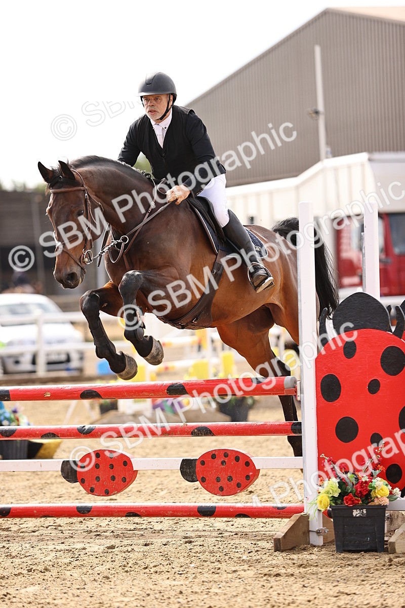 SBM_009327 - Class 7 - Senior Discovery - 1.00m Open