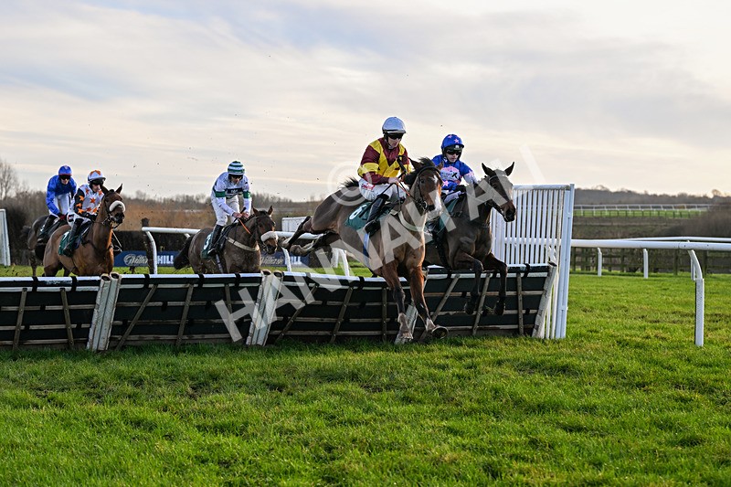 161225-Race 4-Noonetellsmenothin-8361 - Race 4