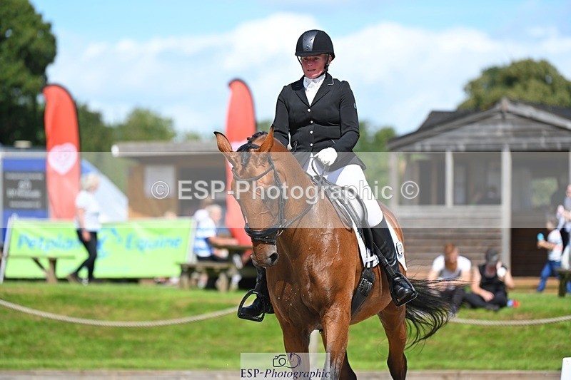 230811-120839-01181 - Cls 4 Adv Medium Silver