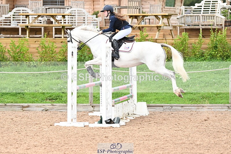 240908A-131343-03953 - Cls 15 U21 Intro 90cm-1.00m  Team Comp