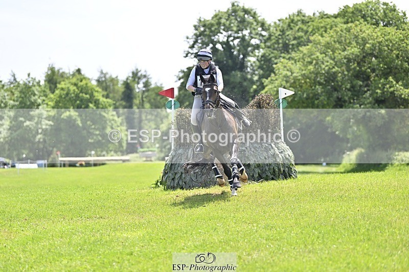 240525-131407-13666 - 113-MONANORE_GOLD-Jemima_Hughes