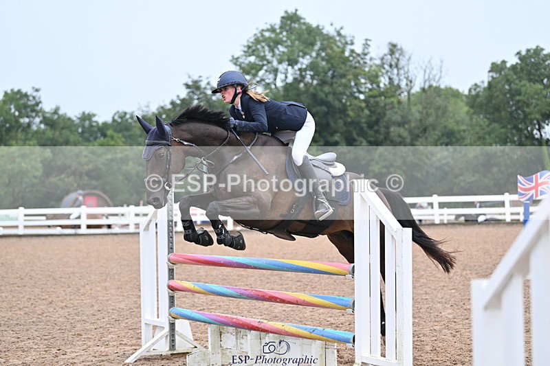 240907A-113007-01146 - Cls 8 1.05m Amateur Qualifier