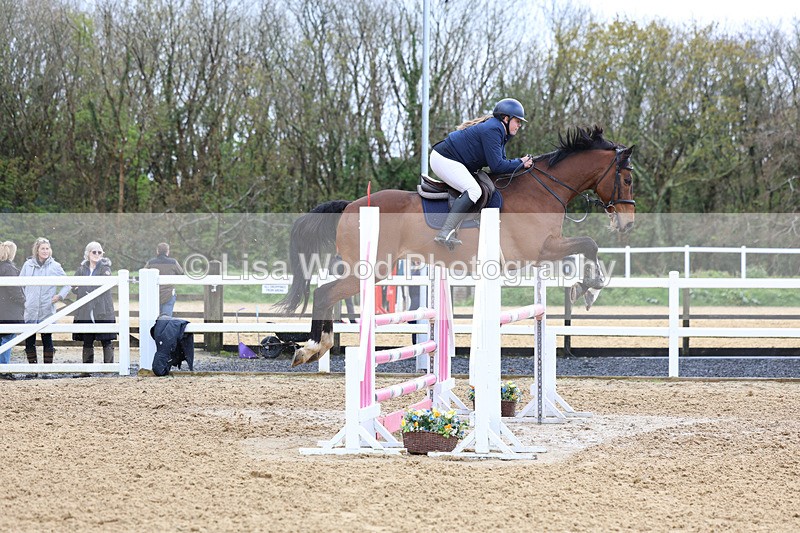 3E7A1924 - Class 7: Senior Newcomers/1.10m open