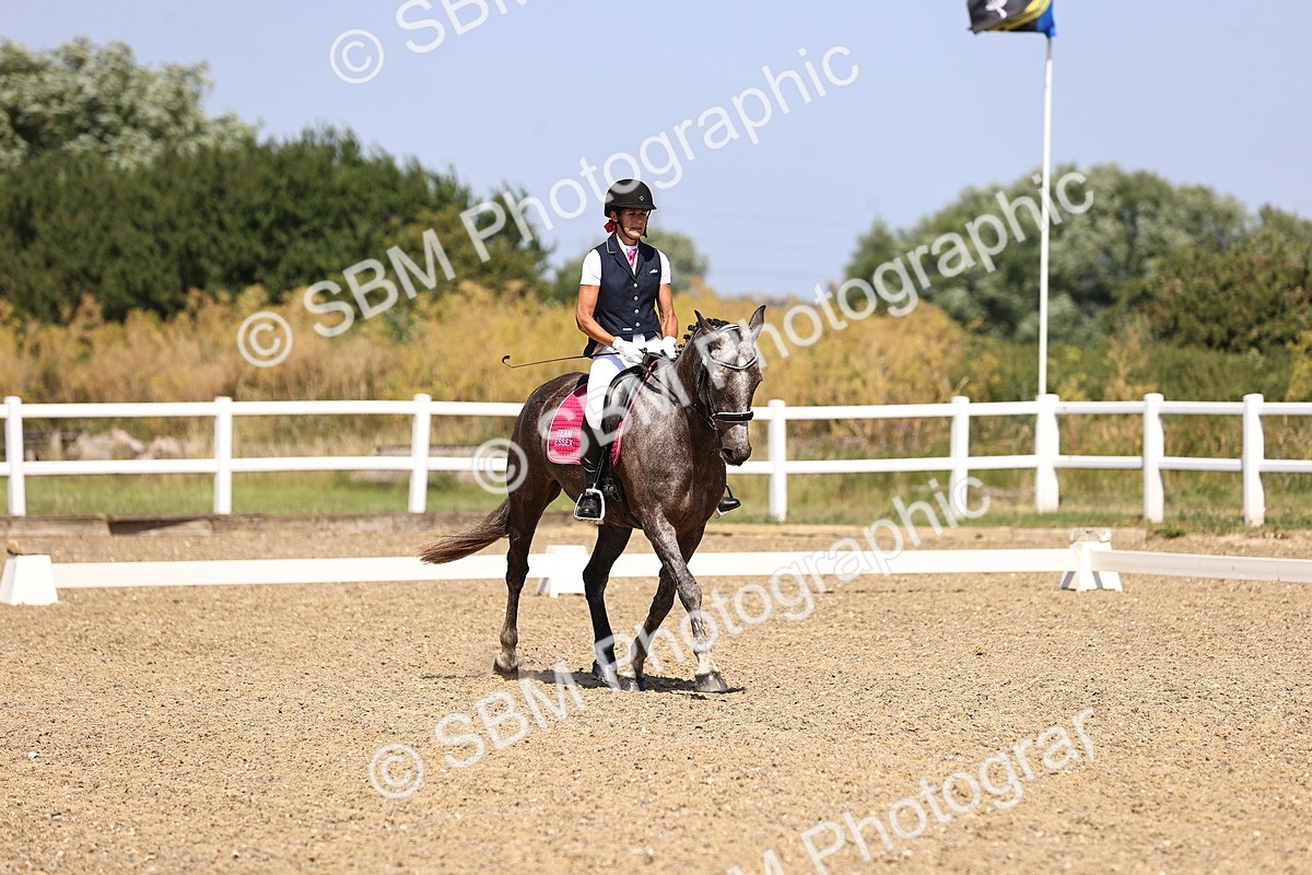 SBM_010379 - Novice 5 - 11.20-12.23