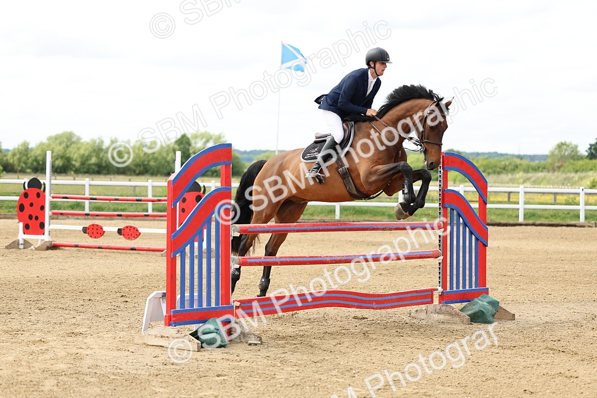 SBM_005958 - Class 19 - Senior Newcomers - 1.10m