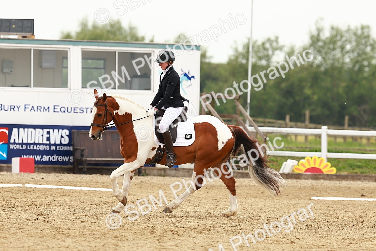SBM_001202 - Class 6 - Novice 4