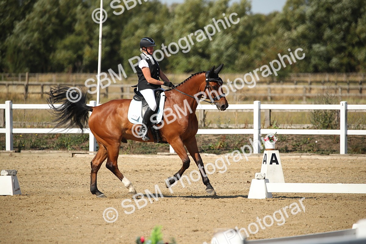 SBM_004143 - Class 11 - Novice 5 - 10.24-11.20