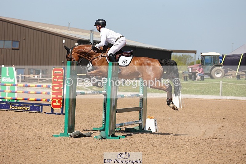 250430-131955-00784 - Cls 4 Newcomers and 1.10m Open