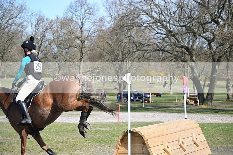 WJ6_2943 - Time 11:25 to 11:42