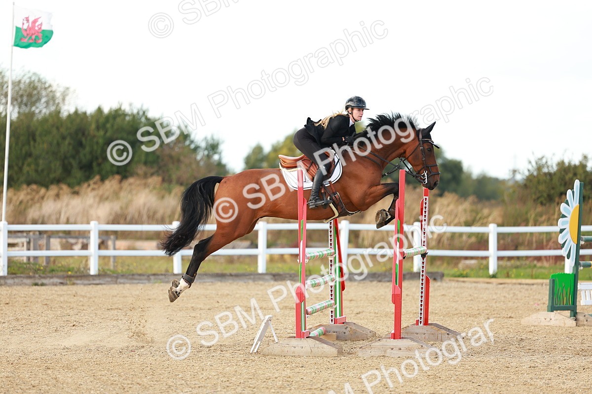 SBM_002114 - Class 5 - Senior Foxhunter - 1.20m