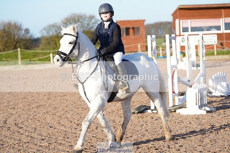 250125-101540-00922 - Clear Round 40cm and 50cm