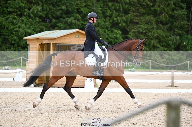 240524-165308-10873 - 547-BWE_NEWTON_DE_JASPER-Adam_Harvey