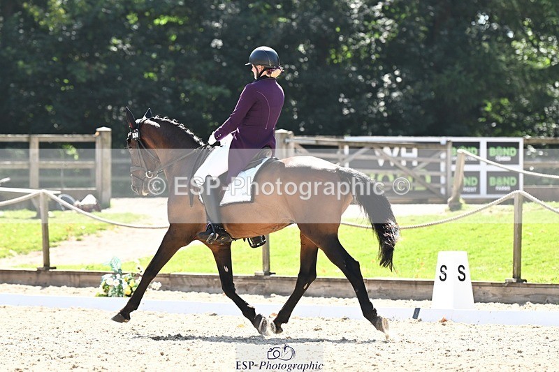 240811-145954-06569 - 153-Nicola.Kayes-BOSS.X