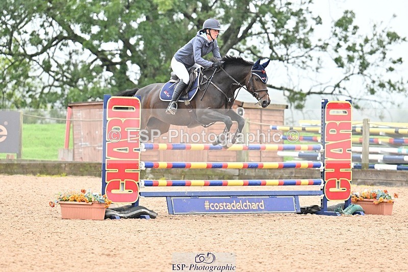 251003-112026-00409 - Cls 2 Newcomers and 1.10m