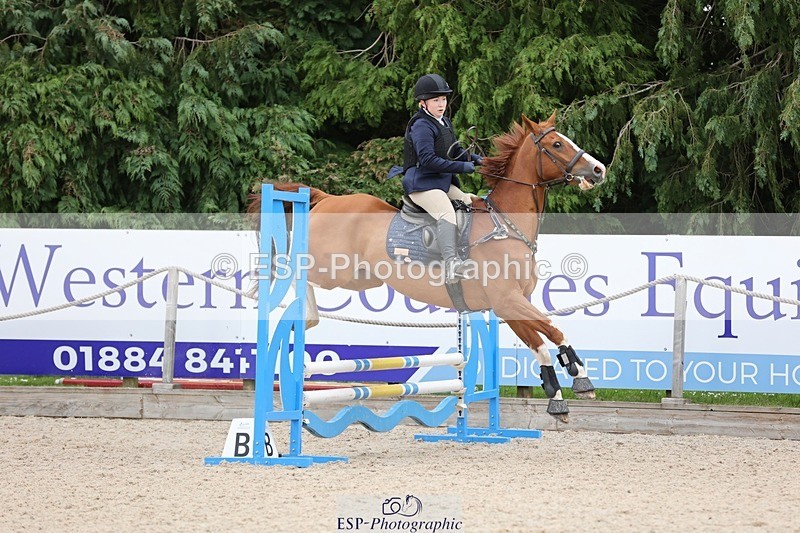 240615-160918-02220 - Cls 9&10 Club and Schools 70cm