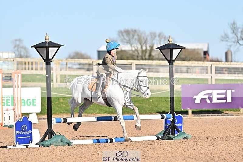 250401-164636-00223 - 60cm classes