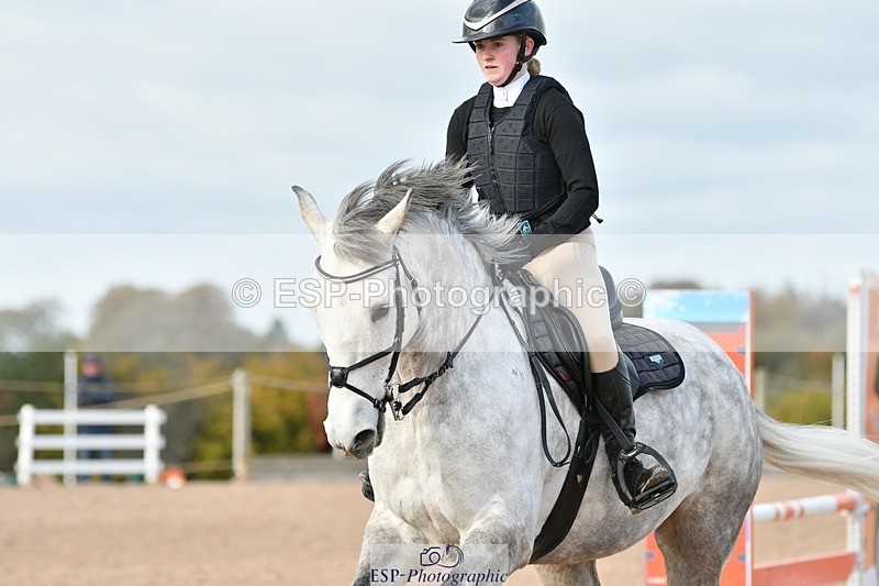 251026-114306-02586 - Cls 23+24 80cm Club and Schools