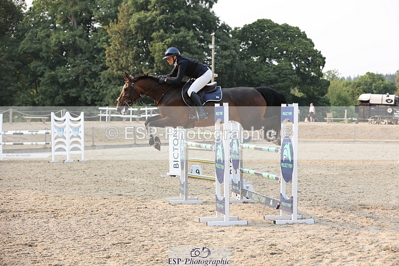 250816A-181515-03326 - Cls 11 Snr Foxhunter