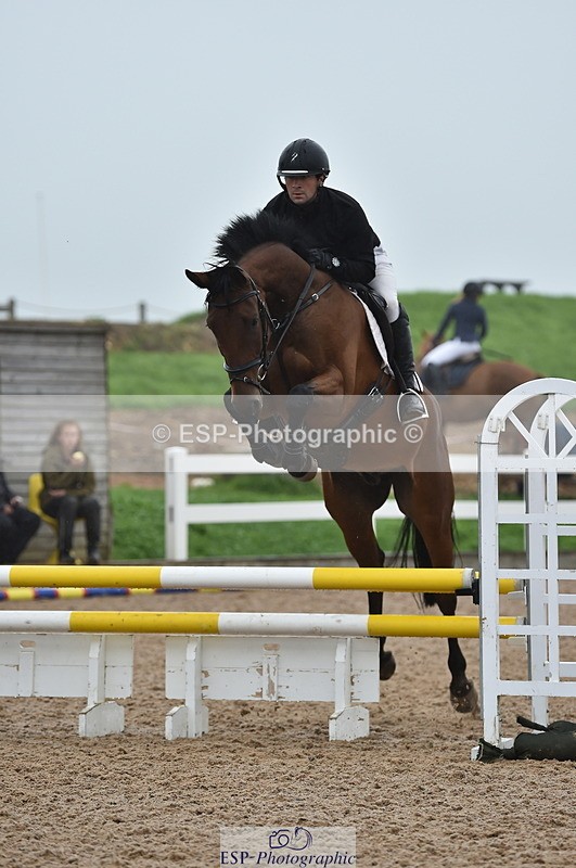 220829A-165114-00304 - 80cm Classes 5a 5b & 6