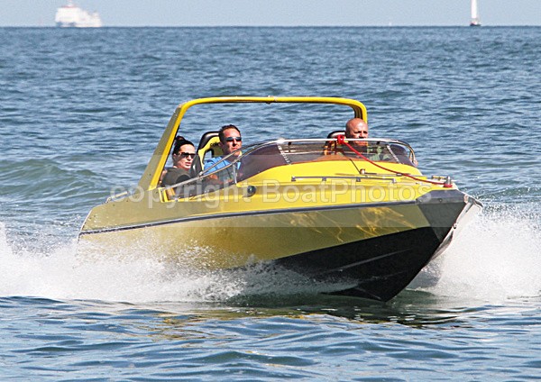 100620 YELLOW SPEEDBOAT IMG_4907 - Speedboats