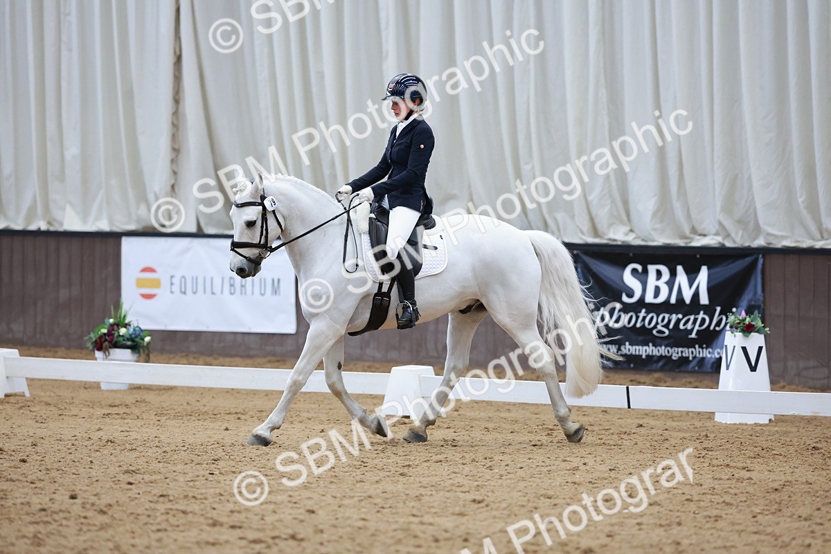 SBM_008931 - Class 6b - Novice 6 - 11.02-12.19