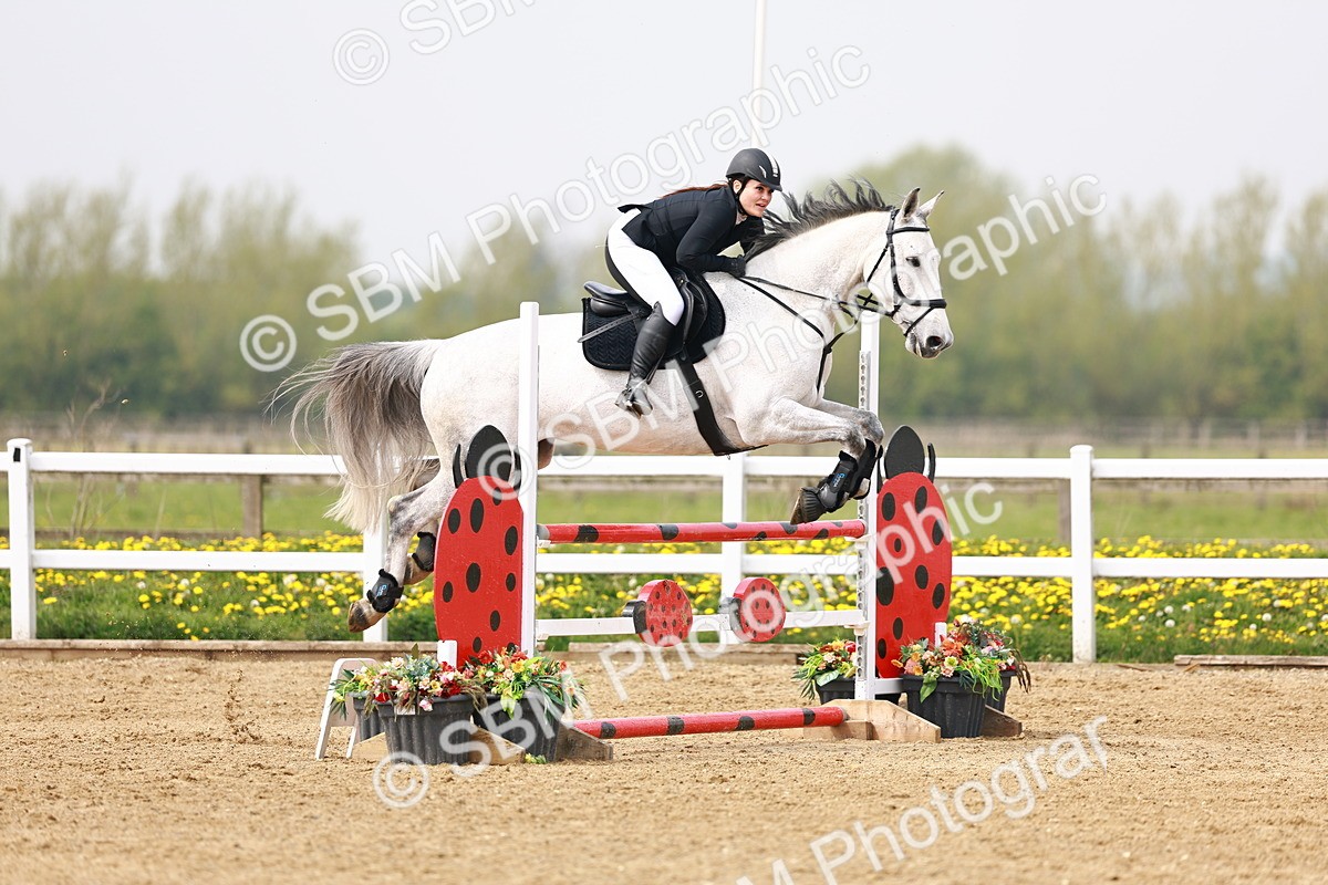  - Class 17 - Senior 1.05m