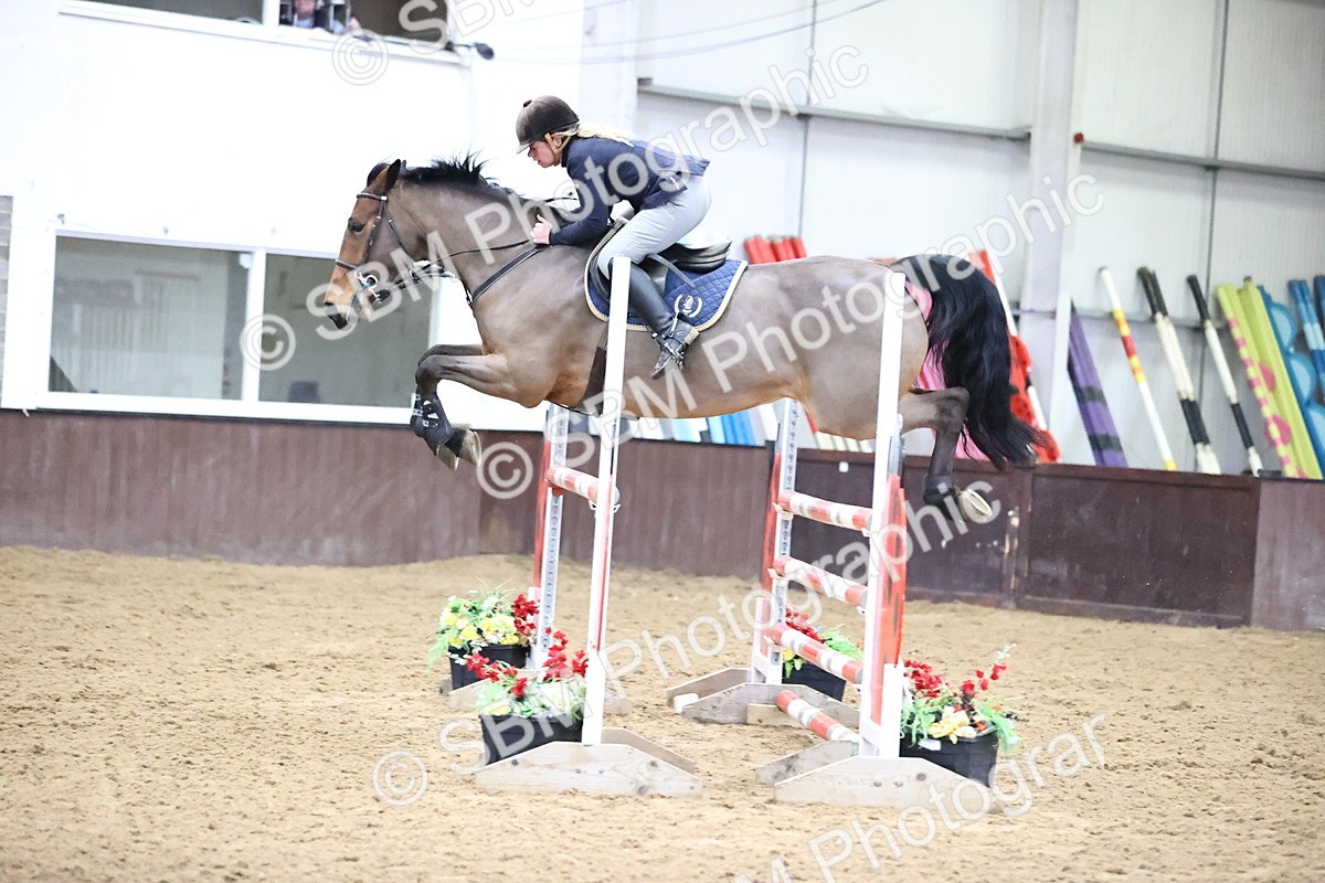 SBM_005594 - Class 17 - Senior Newcomers 1.10m